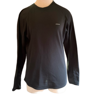 Patagonia sz M black long sleeve base layer shirt